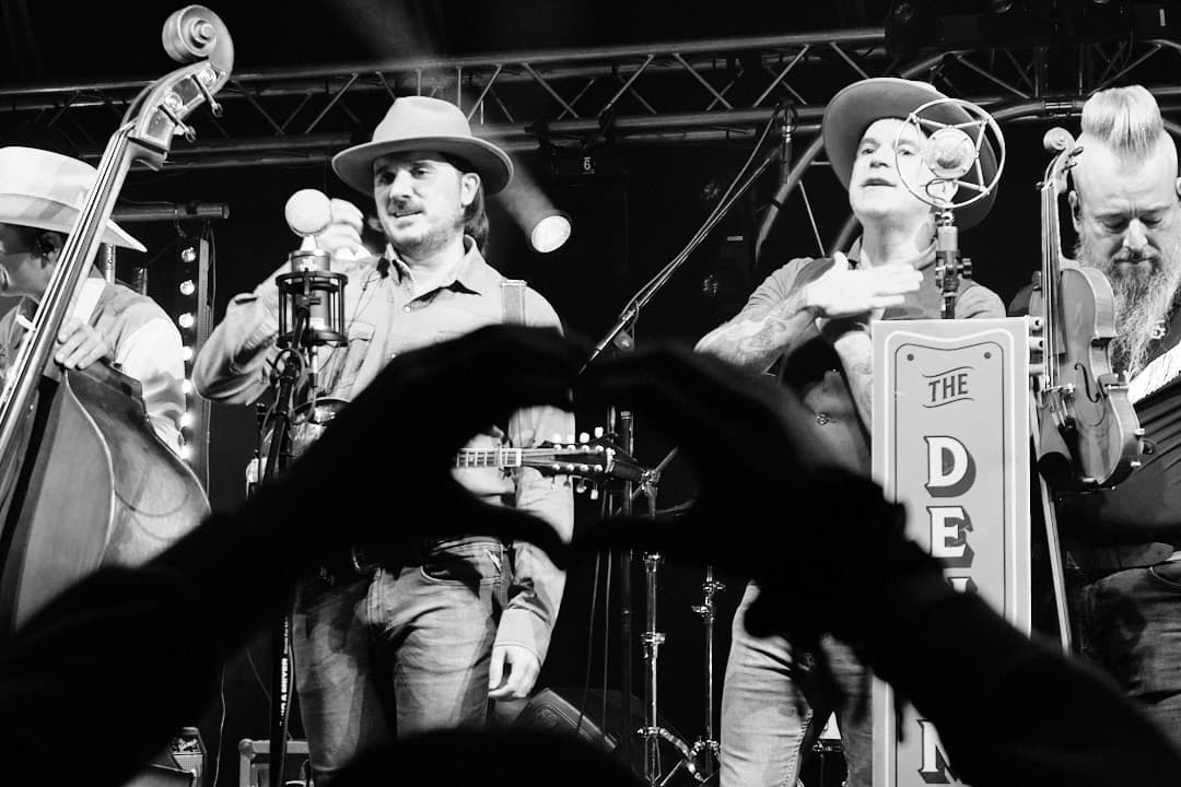 The Denim Rips en directe